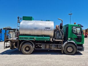 Renault asphalt distributor