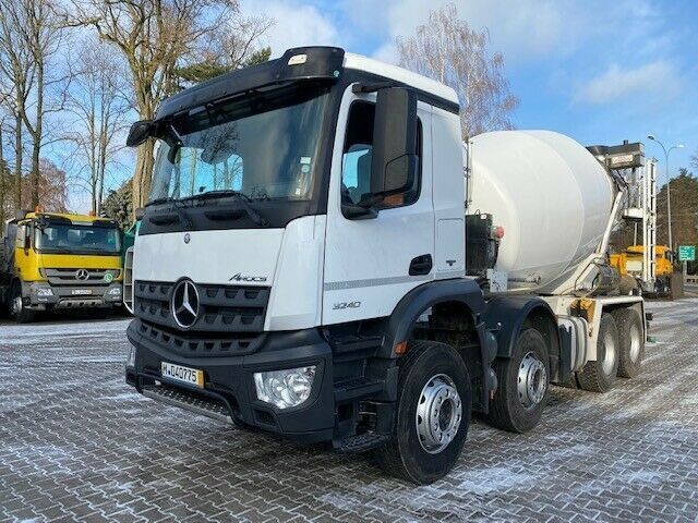 Stetter  on chassis Mercedes-Benz AROCS 3240  concrete mixer truck