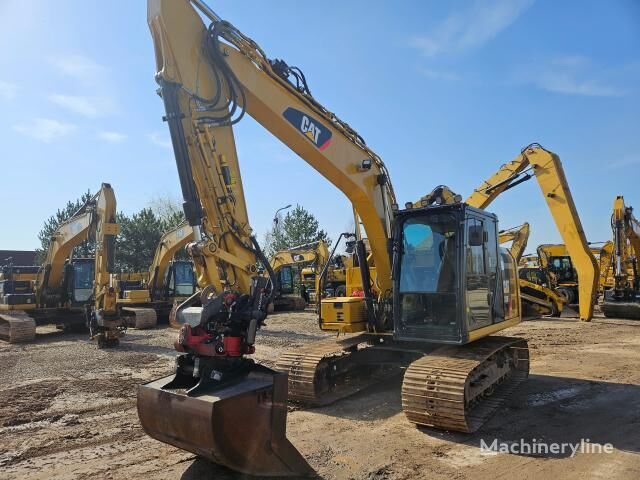 Caterpillar 313FL tracked excavator