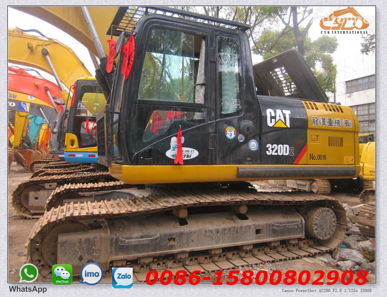 Caterpillar 320D2 tracked excavator