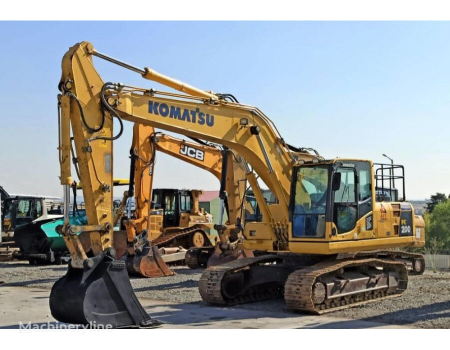 Komatsu 2017 PC 200 - 8MO tracked excavator