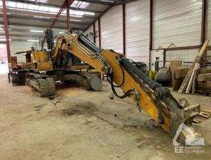 Liebherr R 920 LC tracked excavator