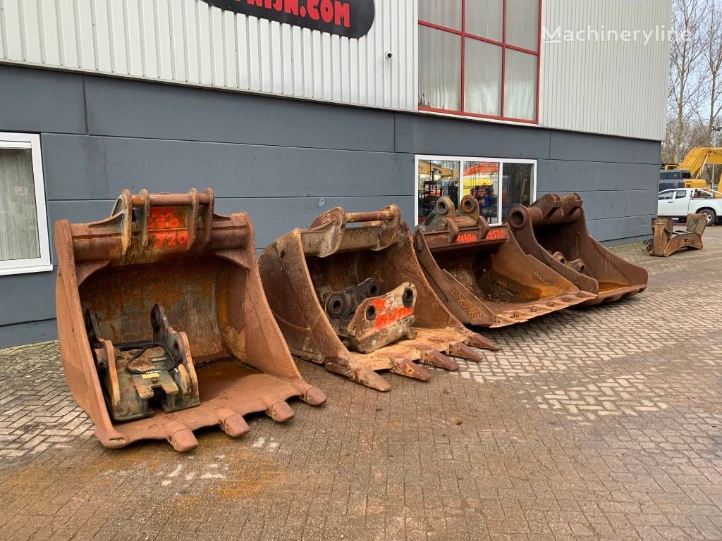 Hitachi Buckets/loffels with couplers ZX470/520