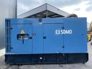 SDMO V440 C2 diesel generator