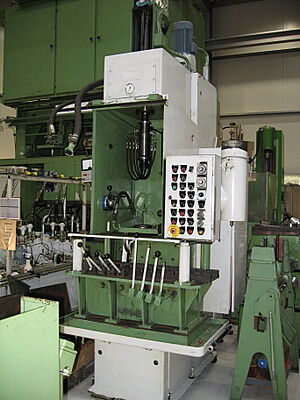 GEHRING Z 350-125 metal grinding machine